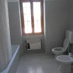 Casale Immerso Nel Bosco A Con Piscina All'aperto بيت للعطل Casalborgone