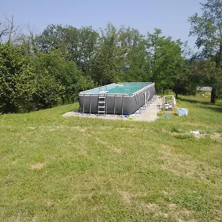 Casale Immerso Nel Bosco A Con Piscina All'aperto *